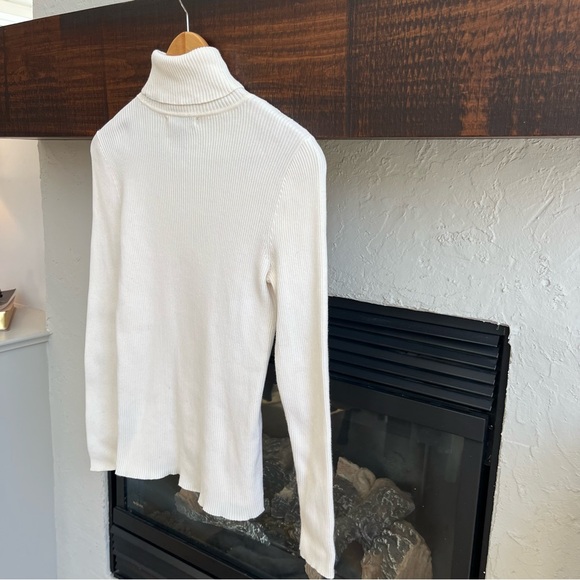 Lauren Ralph Lauren Ivory Ribbed Turtleneck Sweater Size M - Cotton, Classic - Picture 5 of 7